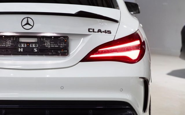 Mercedes-Benz CLA 45 AMG