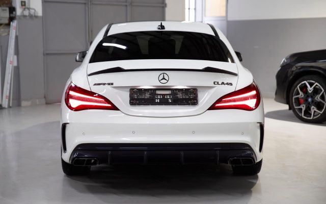 Mercedes-Benz CLA 45 AMG