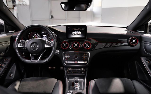 Mercedes-Benz CLA 45 AMG