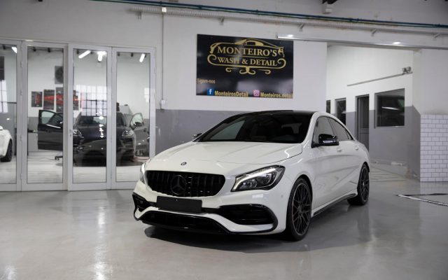 Mercedes-Benz CLA 45 AMG