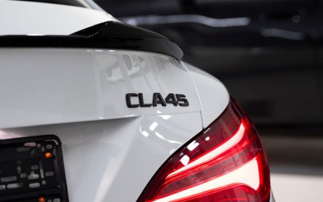 Mercedes-Benz CLA 45 AMG
